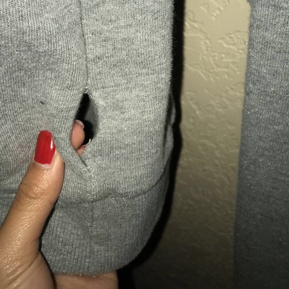 forever21 cropped gray hoodie - Picture 4 of 4